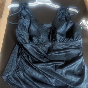 Elegant Black Sleeveless Top